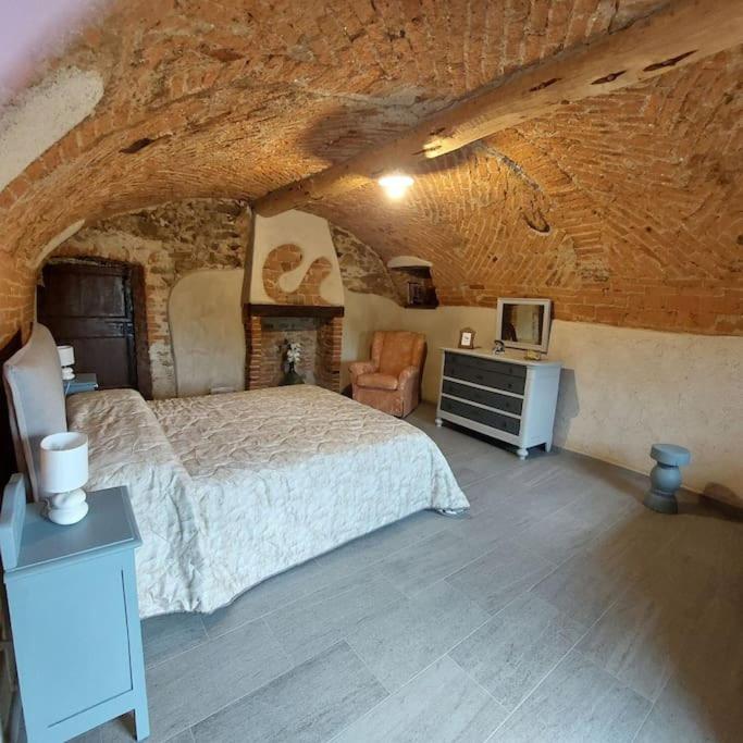 Istanti - Rosmarino Διαμέρισμα Costigliole Saluzzo Εξωτερικό φωτογραφία